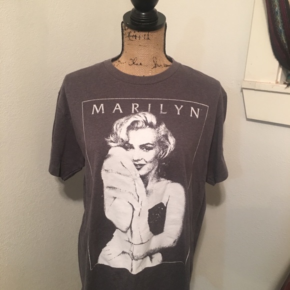 Marilyn Monroe Tops - Marilyn Monroe tee